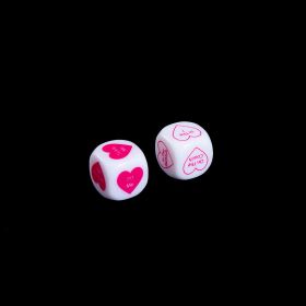 English Couple Printed Dice Round Corner